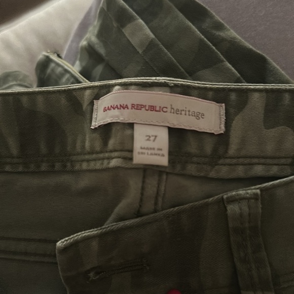 Banana Republic Heritage Camo low Rise Skinny Pant Women’s Size 27 - Picture 5 of 5